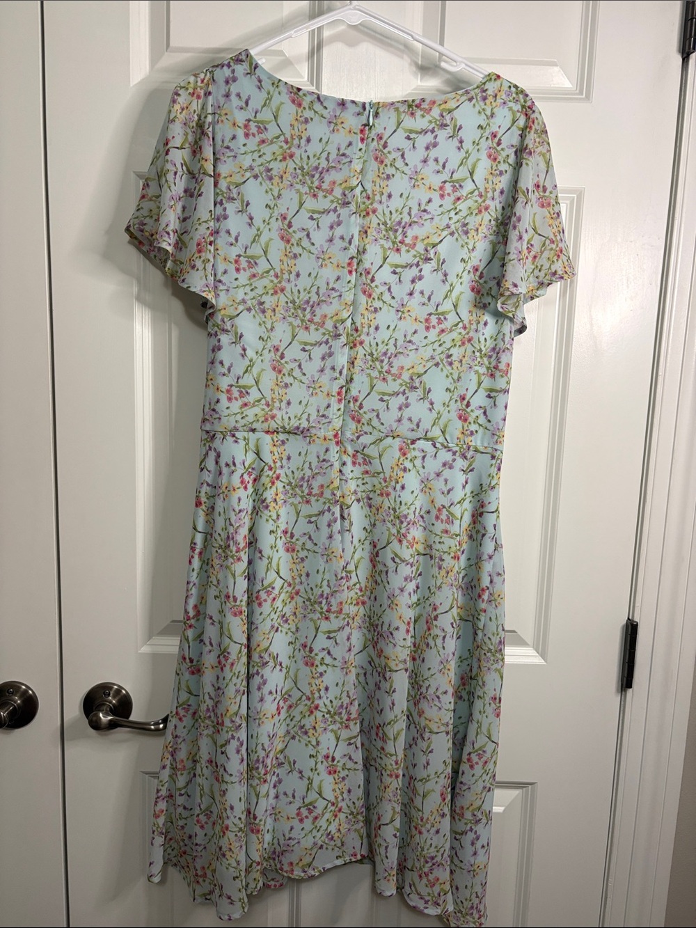 Nicole Miller size 12 Floral Tie-Waist Short Sleeve Dress in Light Blue - Picture 5 of 5
